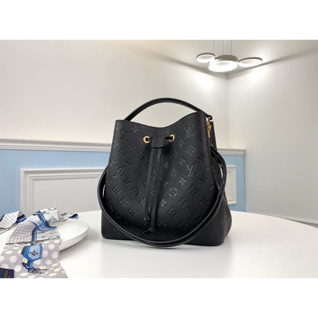 LV Top Original M45256 Black N é oNo é Medium Bucket Bag