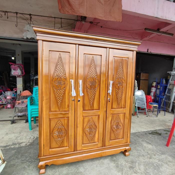 lemari jati / lemari kayu jati 3 pintu jumbo