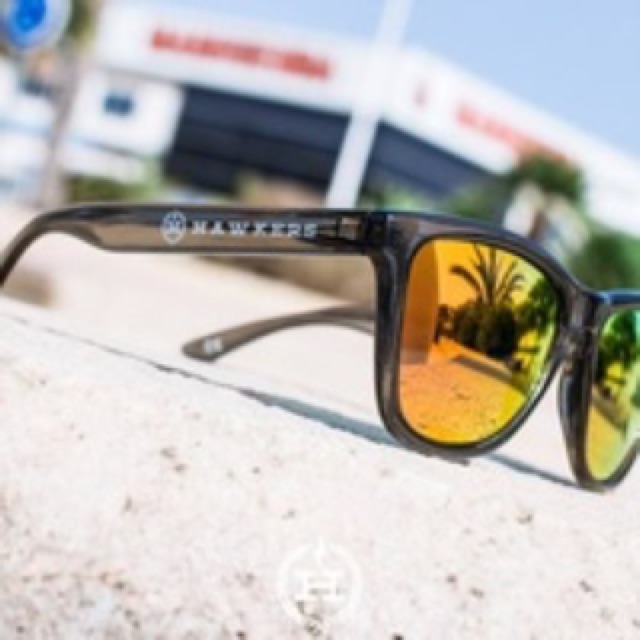 HAWKERS collection 3