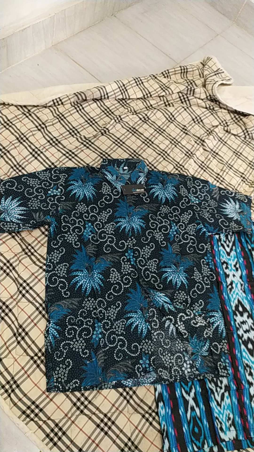 Trolistore Grosir Grup Batik Pria Motif Bppd Ii Kemeja Batik Pria Cowok Lengan Pendek