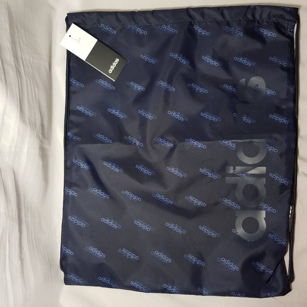 Tas Serut Adidas Drawstring Bag Linear Logo Gym Sack Biru Tua Unisex tas gym tas adidas original