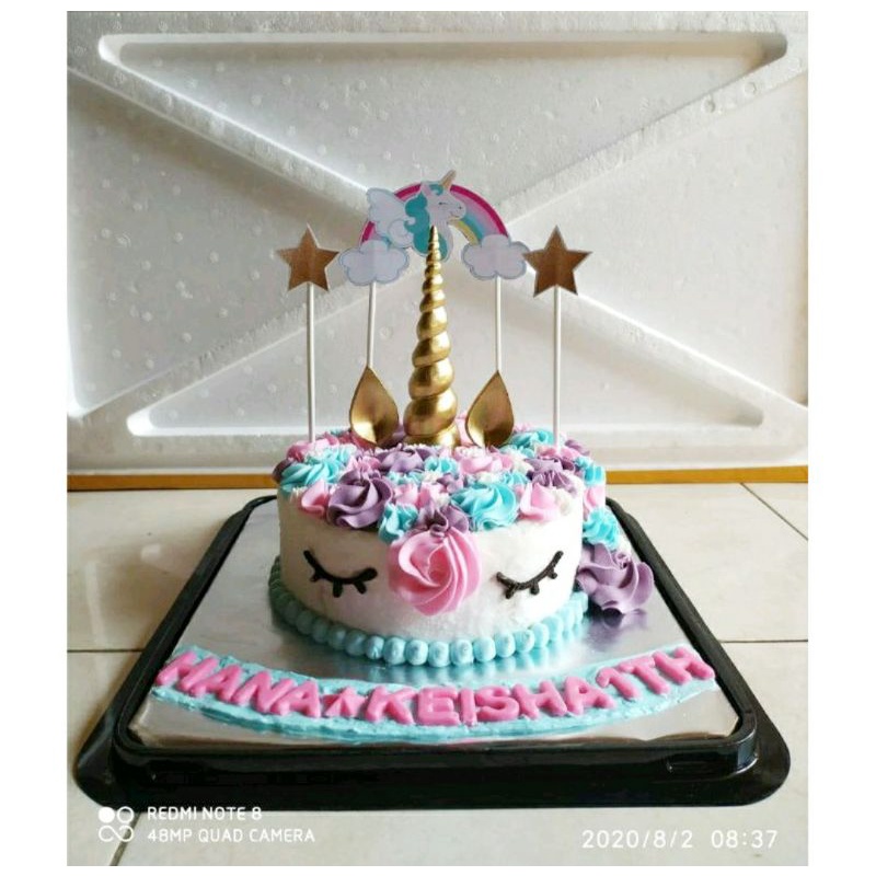 

PROMO !!! ICE CREAM TART, Unicorn Tart, 18 cm, Tart Dalamnya 100% Ice Cream Tanpa Kue