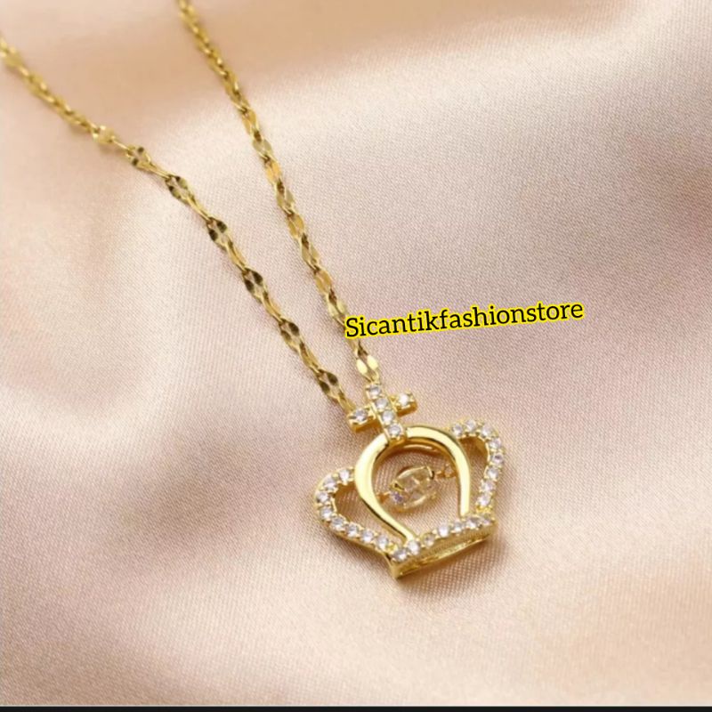 Kalung Titanium Liontin Queen Gold Terbaru Anti Karat selamanya Kalung Wanita Queen Kekinian Mewah Fashion Wanita