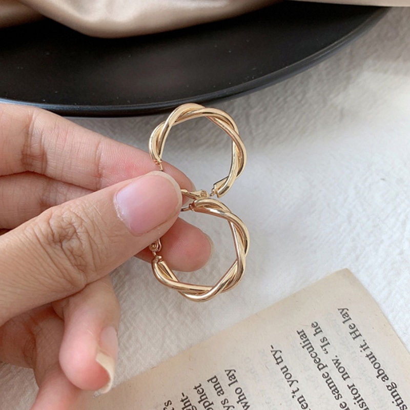 Anting hoop Bulat Kecil Bahan metal Warna silver / Emas