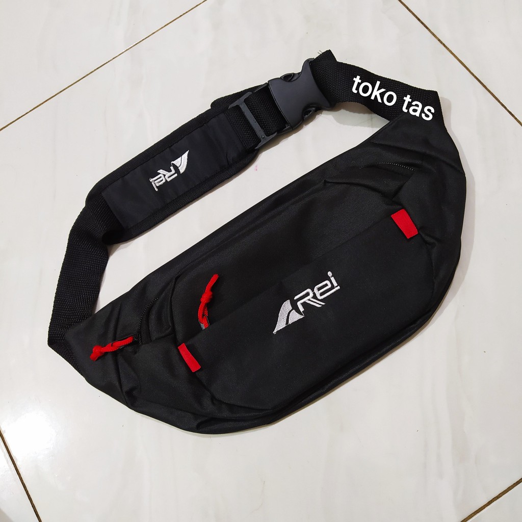 Tas Selempang Waistbag pria multifungsi