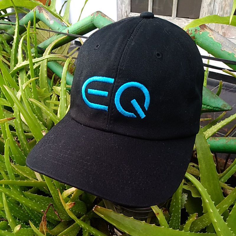 TOPI SECOND SIMPLE CAPS EQ BY MQUM