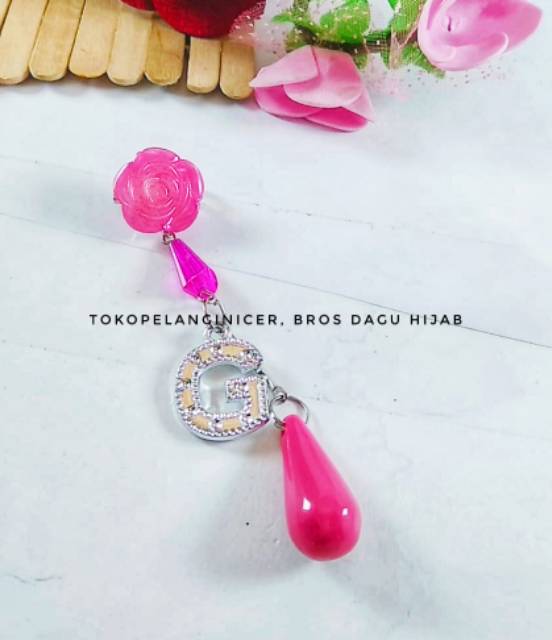Hijab Bros Nama Mawar Berry /Bross Dagu Huruf Inisial Custom bisa Request di Tokopelanginicer