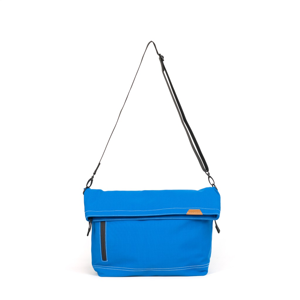 DAAVUU Nomic Sling Bag Unisex - Blue