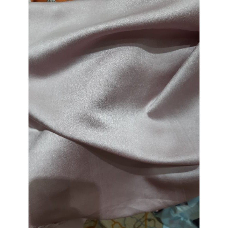 Maxmara Premium Silk/ Satin Maxmara / Satin/ Maxmara Original/ Maxmara silk