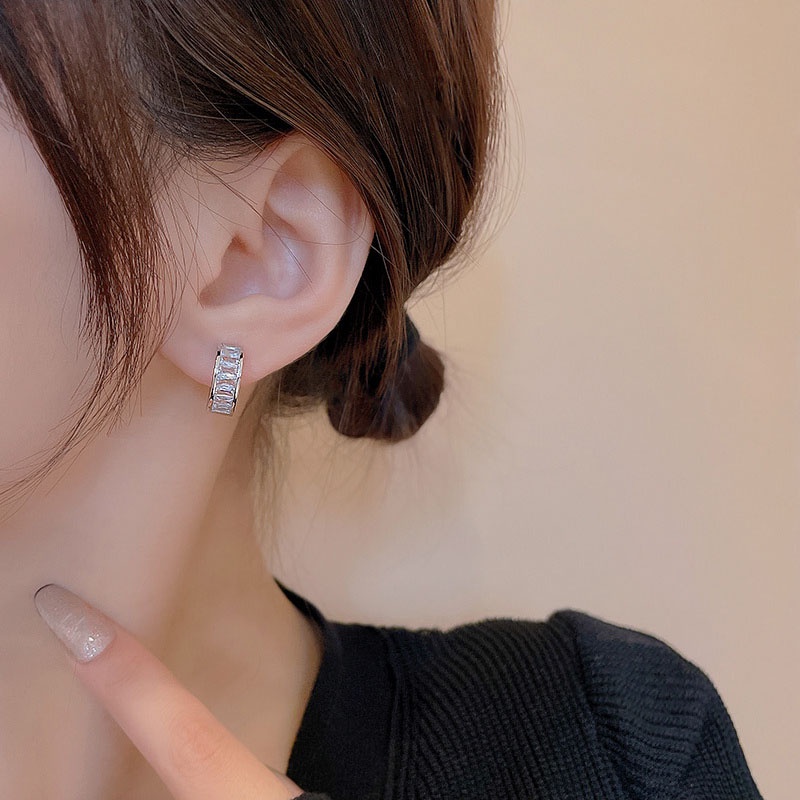 Anting Tusuk Sterling silver 925 Desain Lingkaran Hias Zircon Berkilau Untuk Wanita