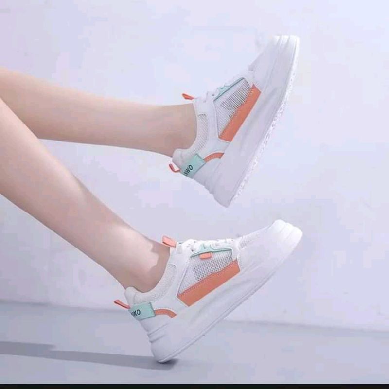 sepatu sneaker import wanita Korea