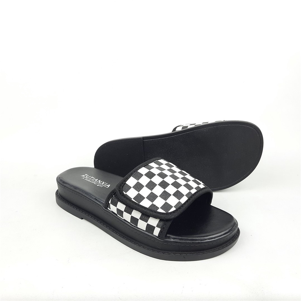Sandal slide wanita motif Catur Alea kae Hz.22.003 (size 35-40)