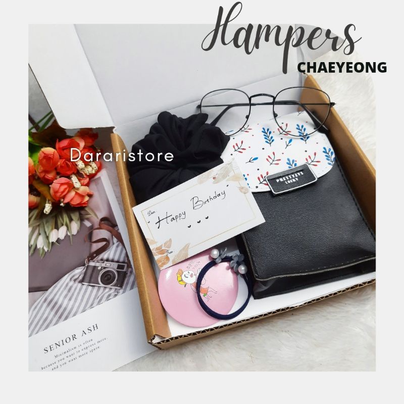 Hampers Tas Chaeyeong  Dararistore, wallet korean style, gift box hadiah ulang tahun, wisuda dll