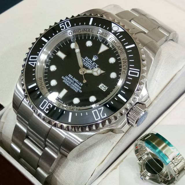 Jam Tangan Rolex Deepsea 136660 - Penyelam Mewah Stainless Steel 44mm Biru