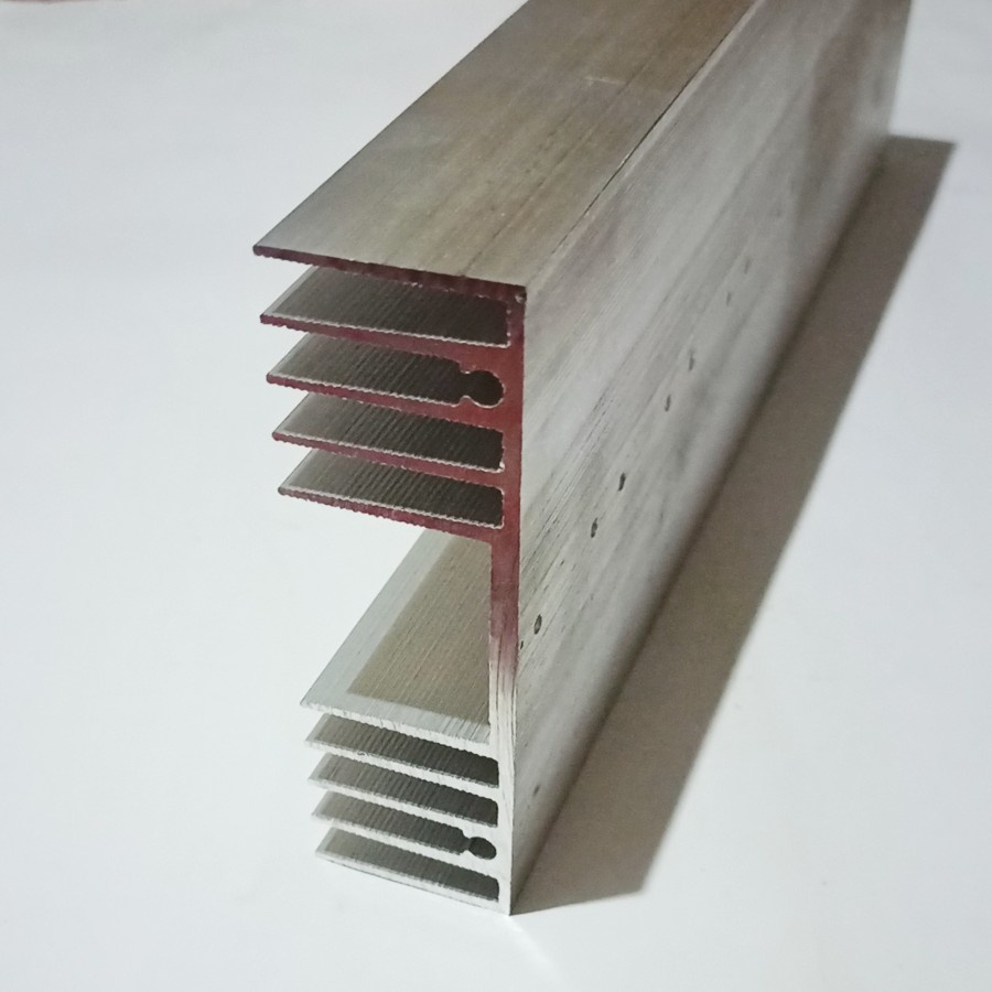 Heatsink 10 Sirip 30 Cm Super Tebal 4 mm Lubang