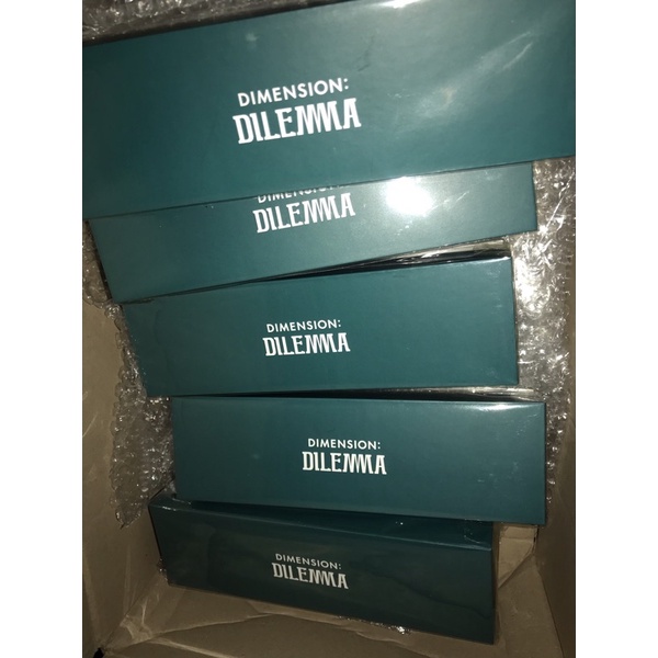 Enhypen necklace uniform dimension dilemma