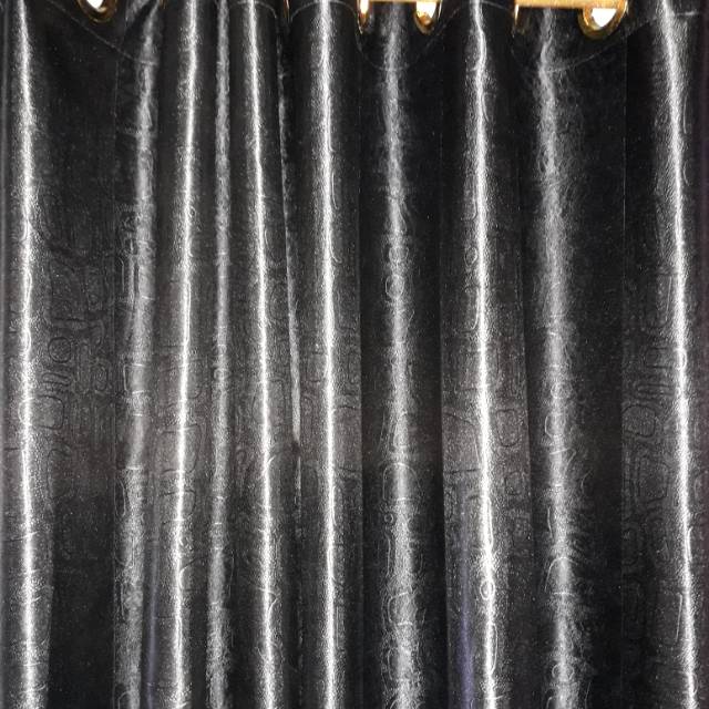 Gorden blackout import buludru L150 cm x T 220 cm gorden tebal gorden pintu / jendela  mengkilap