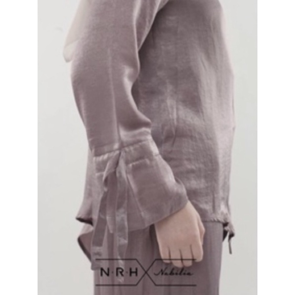 (PRELOVED) Lyle Top Nrh X Nabilia