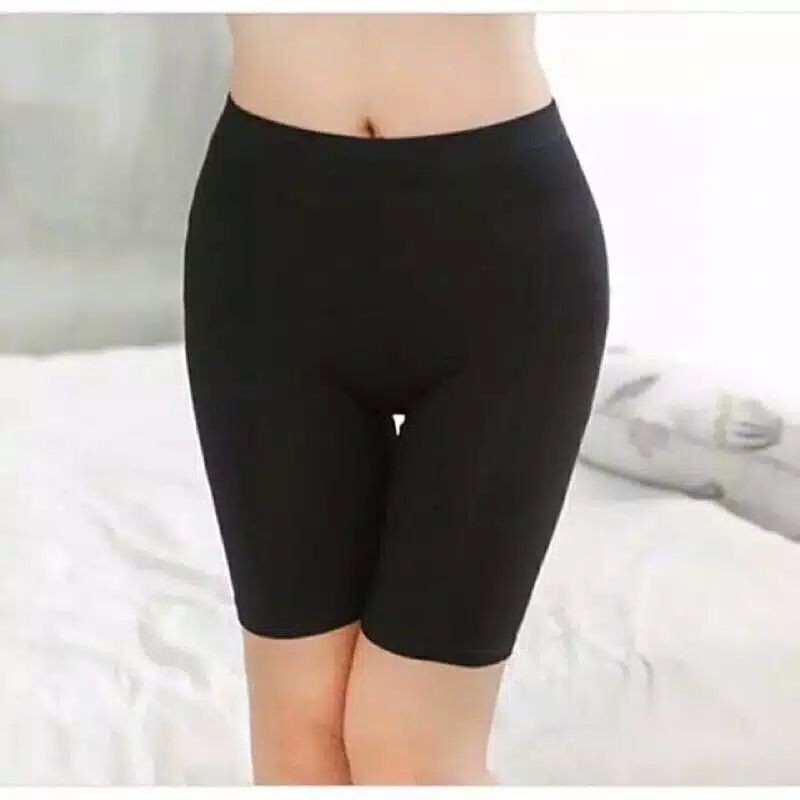 Shot/Celana Pendek Wanita S M L XL 3L 4L 5L 6L 3/4 DAICY
