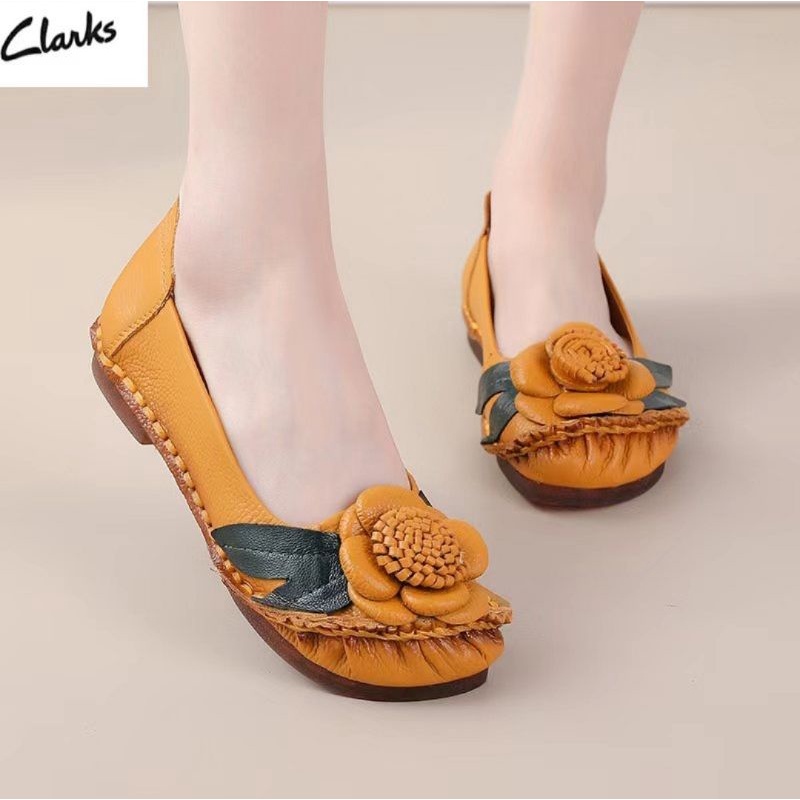 Sepatu Clarks wanita / Clarks / Clarks Rose Flat Flower / Clarks flat rose bulan