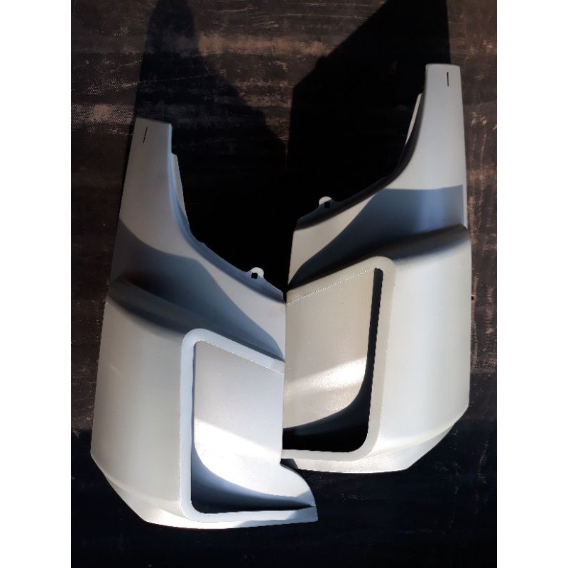 pipi canter poxy aksesoris truk corner protector kupingan