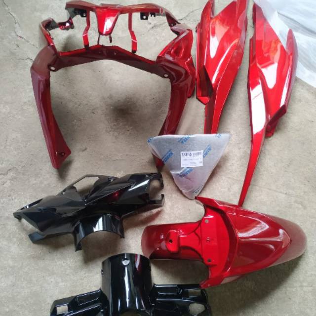 Body halus vario 125 lama-old merah