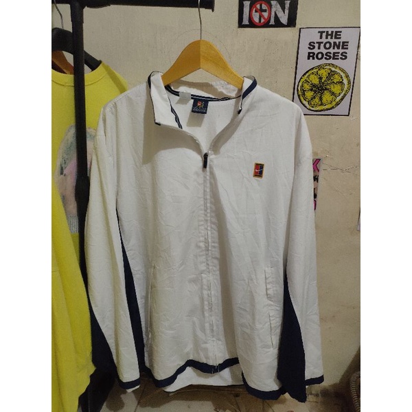 jaket nike court