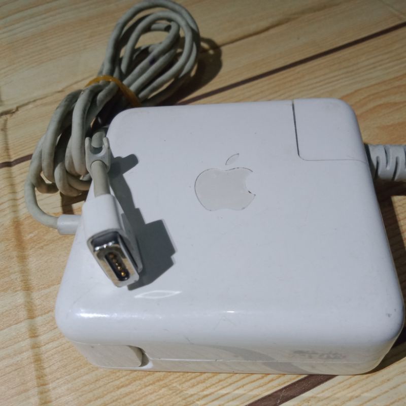 Charger Leptop Apple