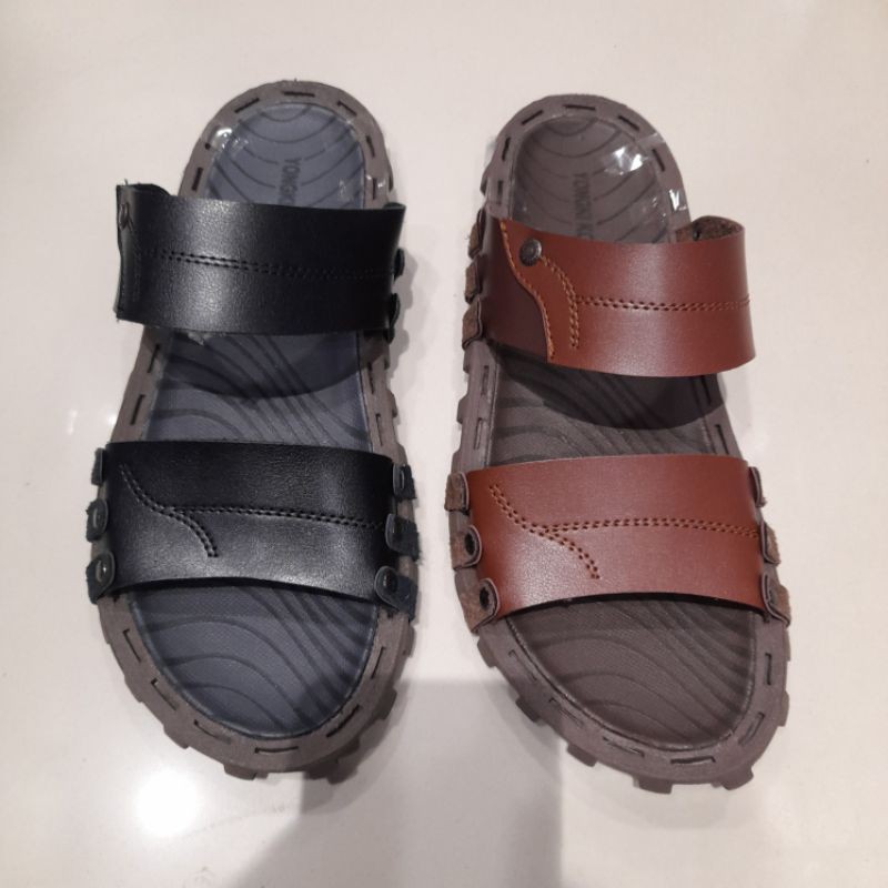 sandal slop pria yongki komaladi