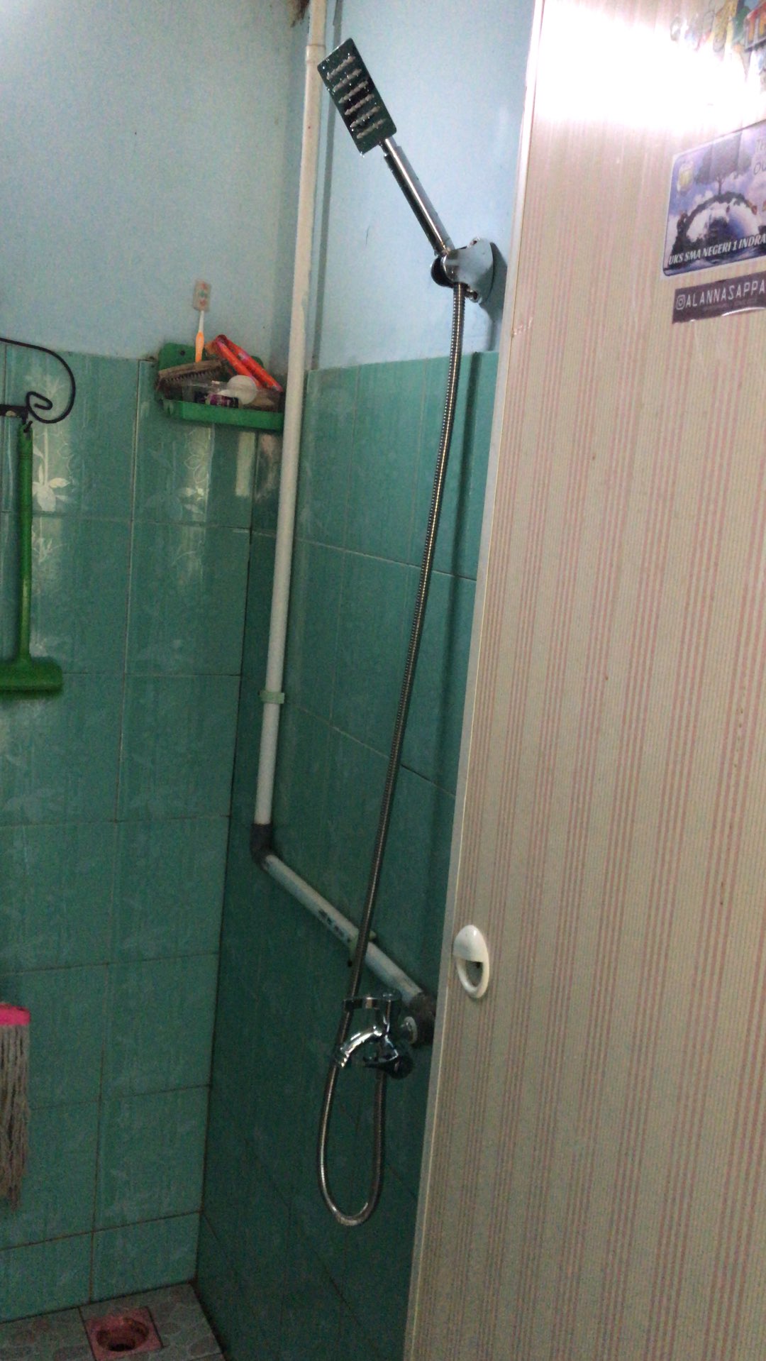 Paket Shower Mandi Stainless Kotak + Kran Cabang