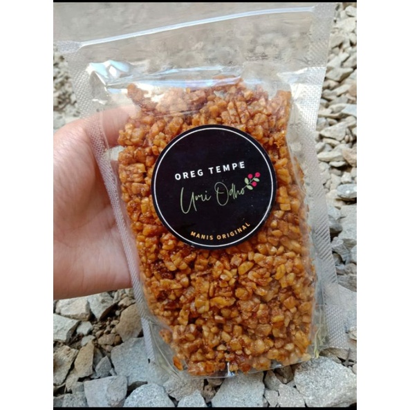 

Umi Odho - Tempe Oreg Kering Manis Original Cirebon 150 gram dengan Bahan Pilihan dan Tanpa Pengawet