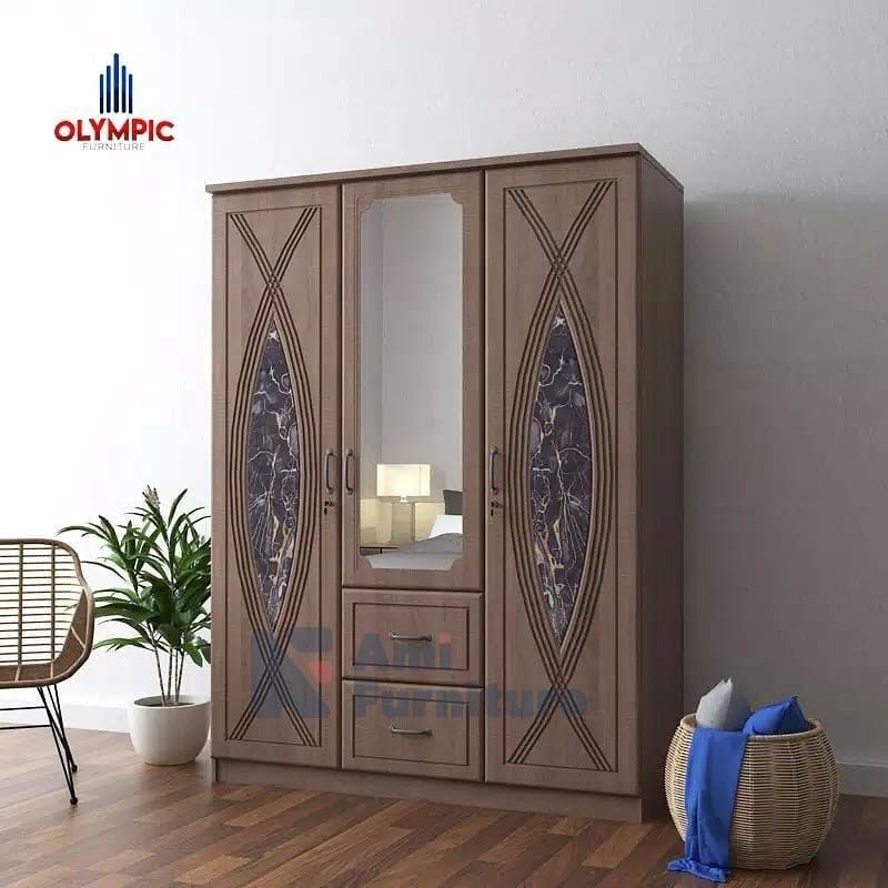 Lemari Klasik Terbaru Murah Lemari Pakaian 3 Pintu seri WRTM CHESTER BROWN Merk Olympic