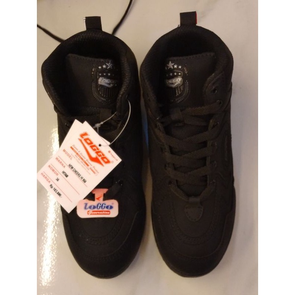 sepatu sekolah loggo/speed ukuran tanggung