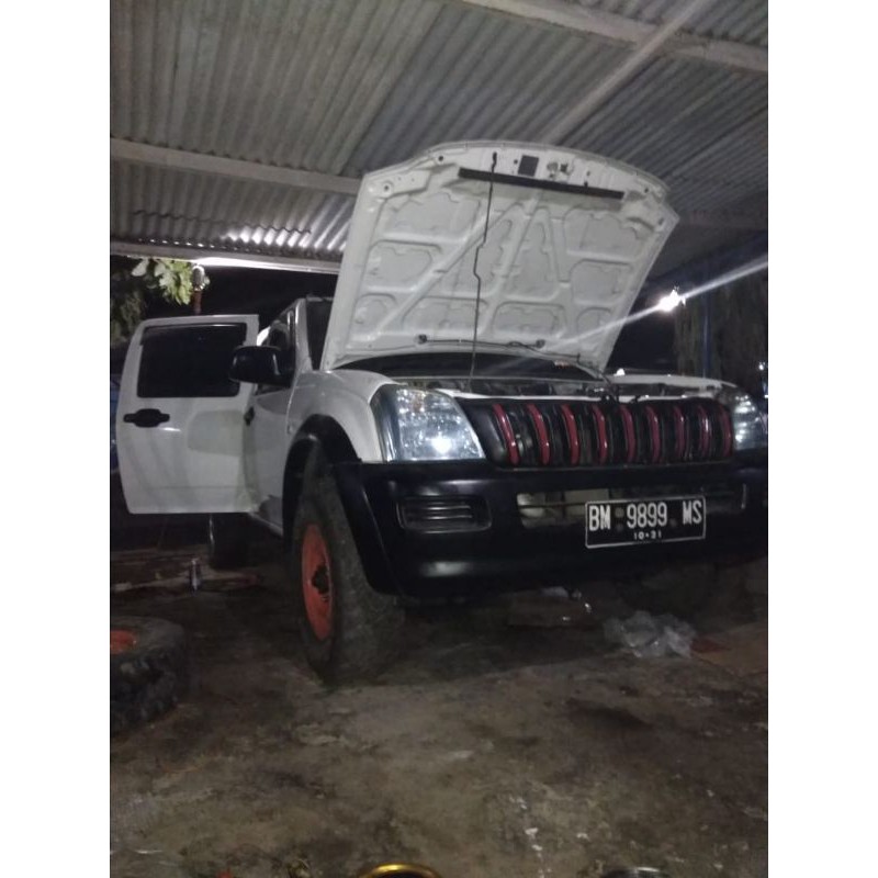 Grill isuzu Dmax Gen1 model custom prado apollo