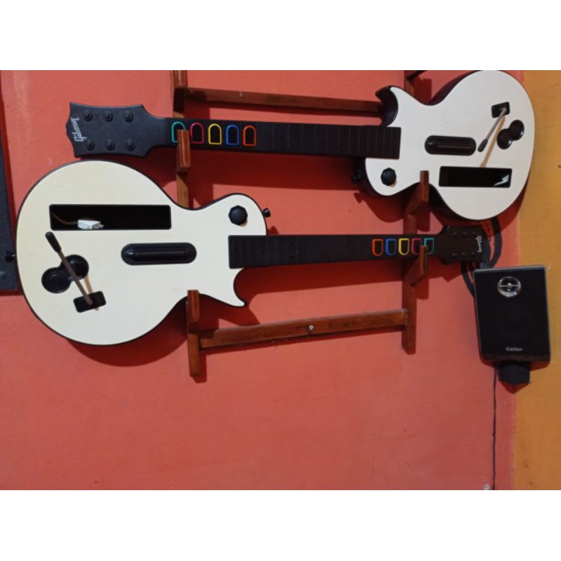 guitar hero Nintendo Wii original white