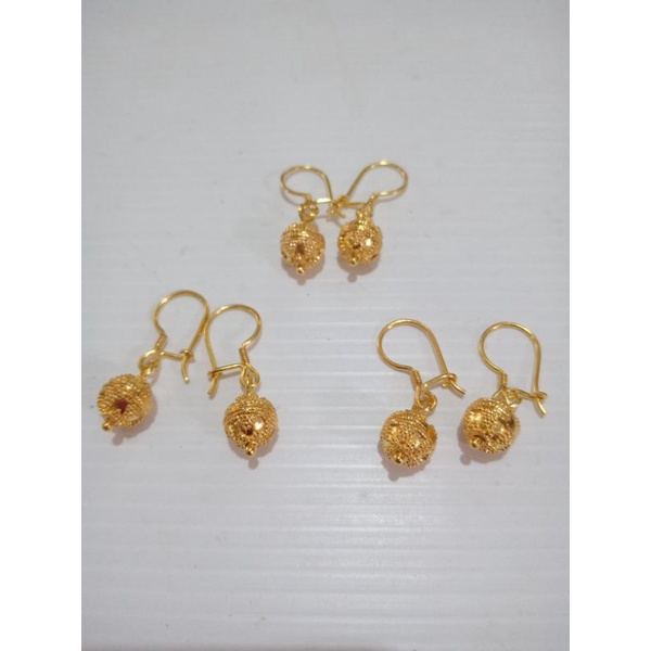 anting bola model emas bali
