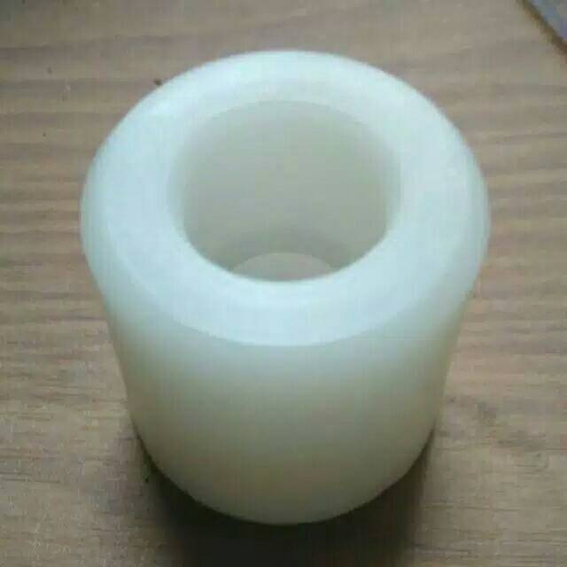 Isolator penangkal petir 3/4