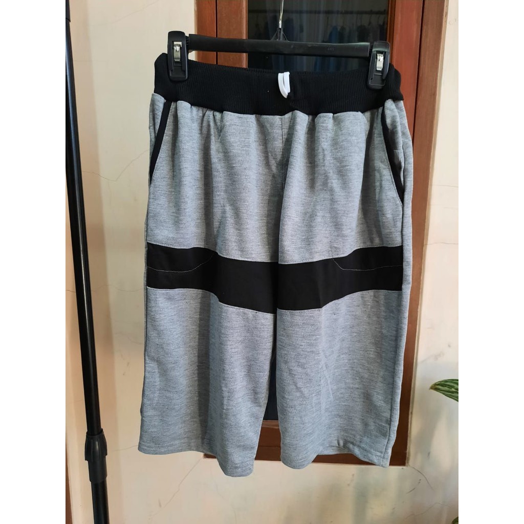 Atjin-Celana Pendek Pria Kombinasi Warna Bahan Baby Terry