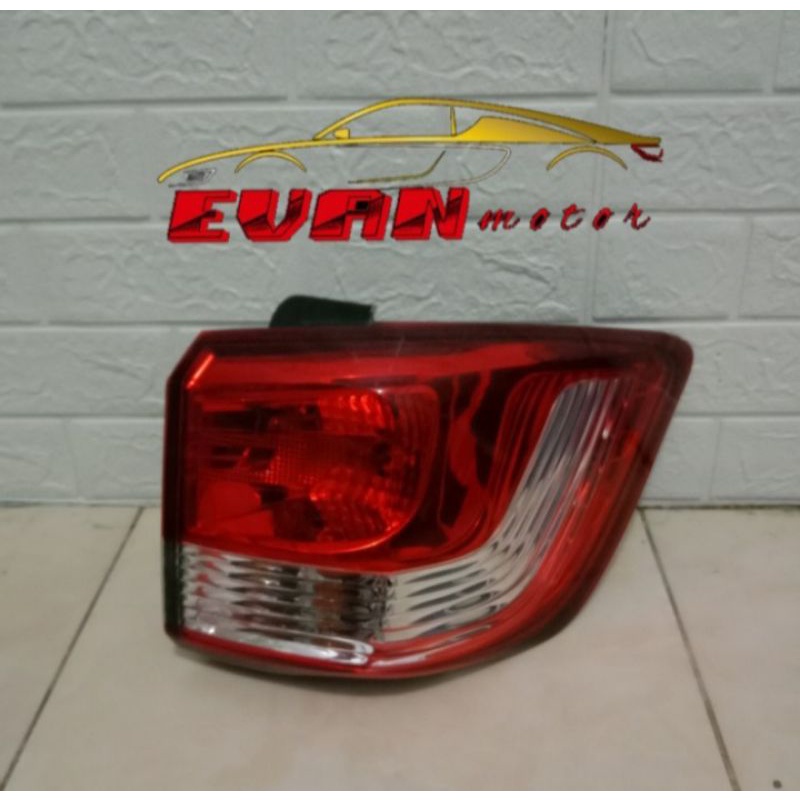 Stoplamp lampu belakang Wuling confero