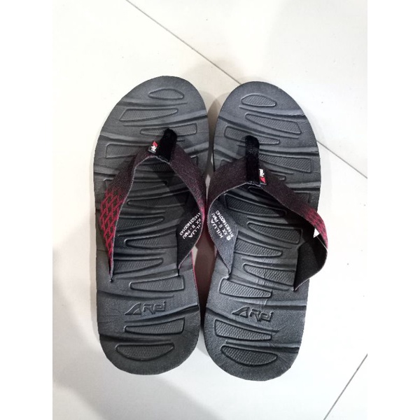 SENDAL JEPIT REI KILUA