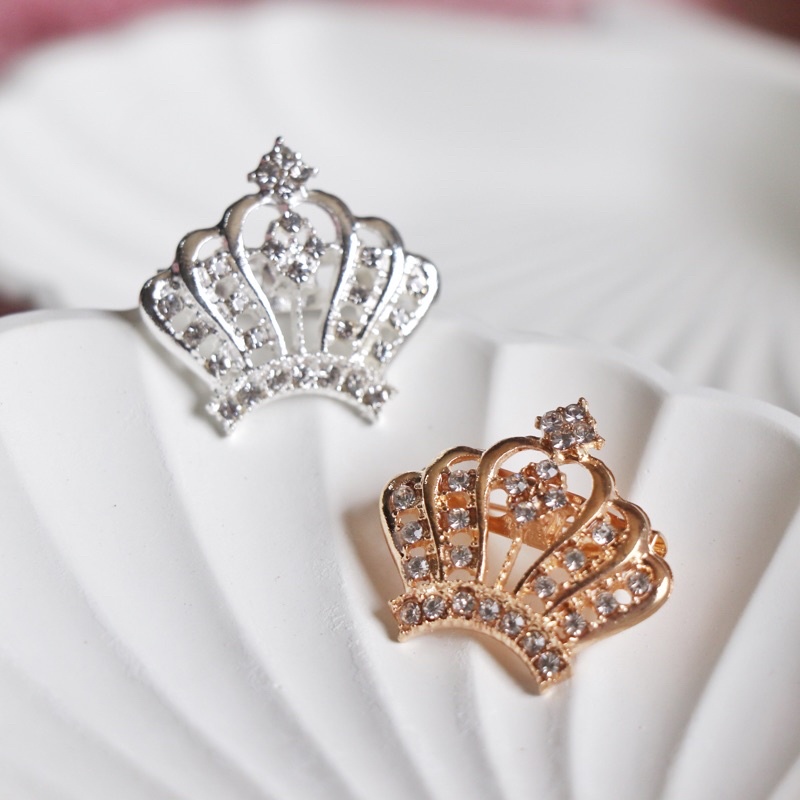 Brooch / bros cantik / bros jilbab / bros murah / bros murmer / bros love / bros geometri / Bros Mewah Bros Elegan Bros Hijab Bros Kebaya Bros Dada bros Tuspin Bros Pin Btrooch Korean Style Brooch AKsesories Jilbab Accessories BRS-B02 Bros Daily BZO-SET 2pcs minduCrownz