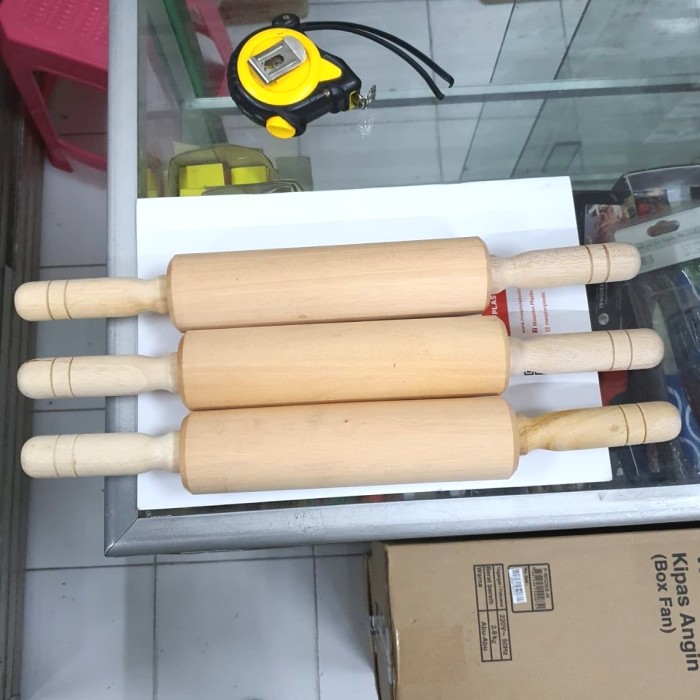 Rolling Pin Penggilas Adonan Kayu Dapat Berputar Ada Roller di Tengah