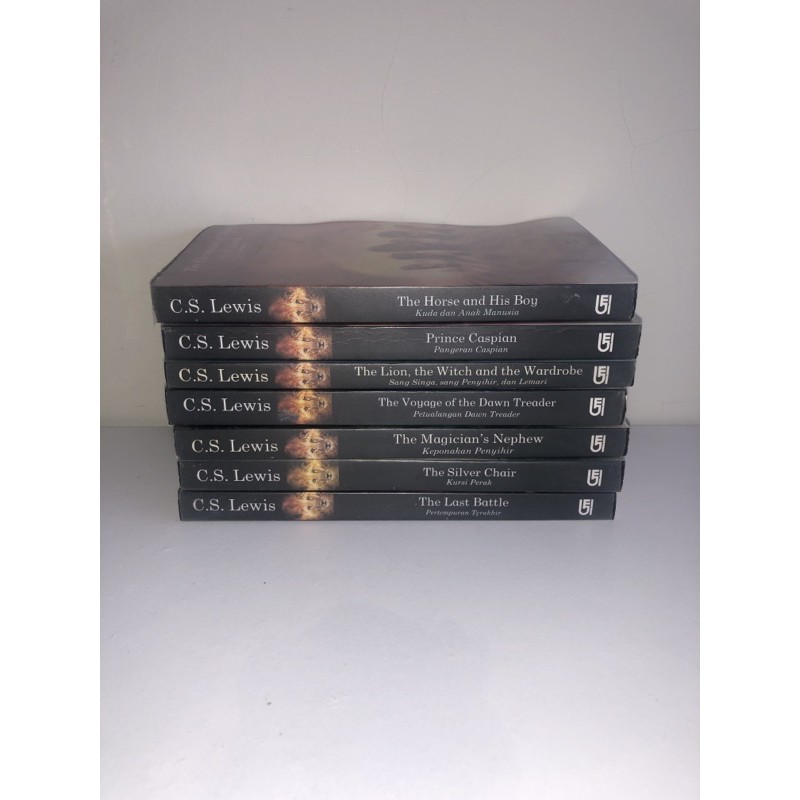 NOVEL NARNIA ONE SET