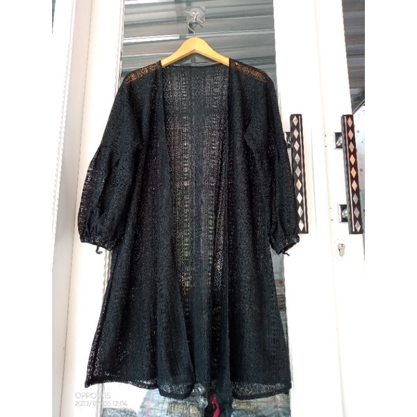 KARDIGAN BRUKAT LENGAN BALON/PROMO LONG OUTER BRUKAT-Hitam