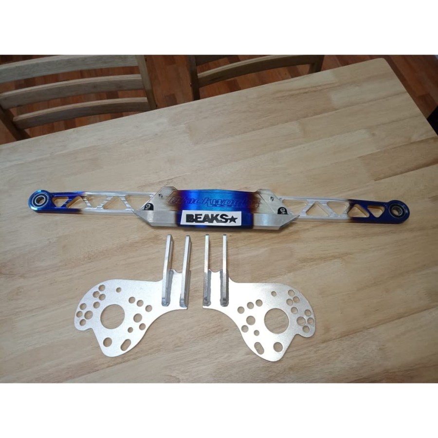 Lower Bar / LCA Beaks Blackworks Mobil Avanza