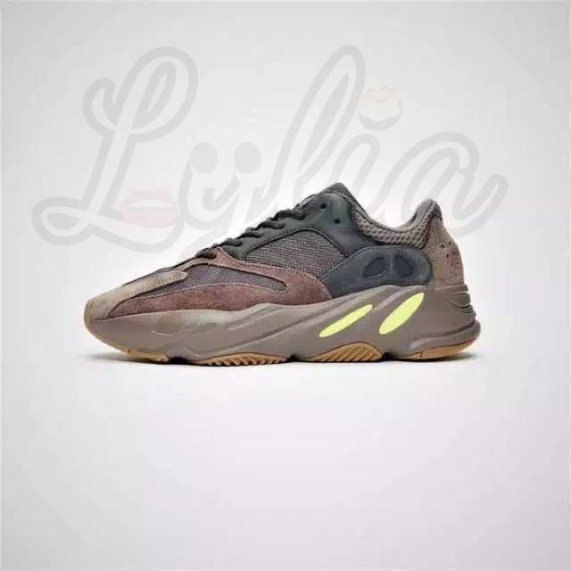 Adidas Yeezy Boost 700 Mauve