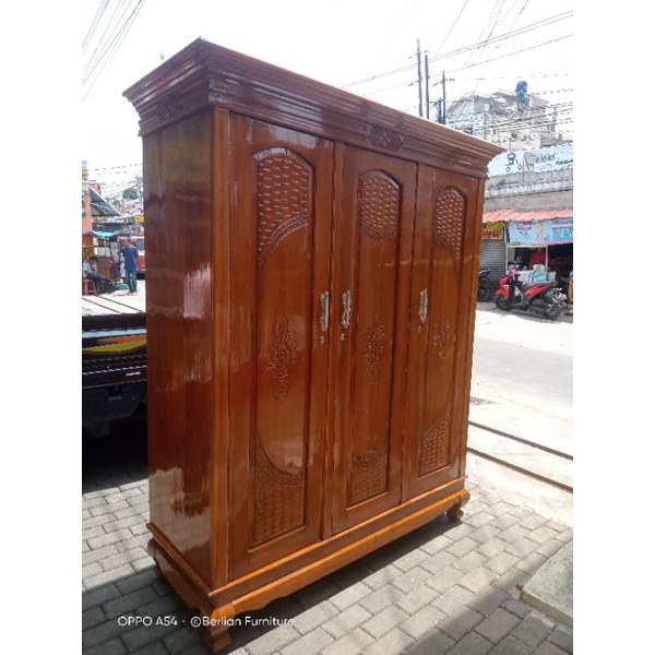 lemari jati 3 pintu