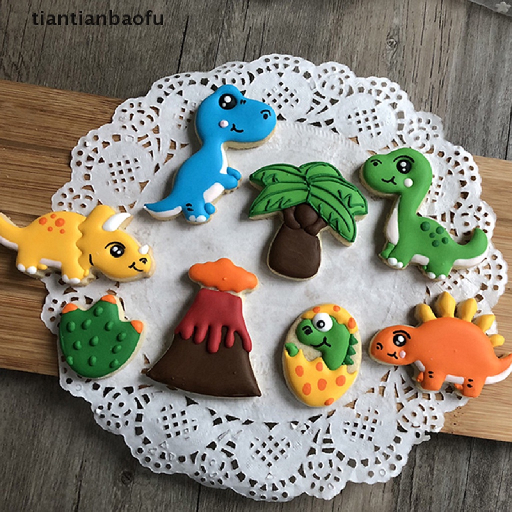 8pcs / Set Cetakan Pemotong Kue Kering Biskuit Bentuk Dinosaurus Untuk Dekorasi