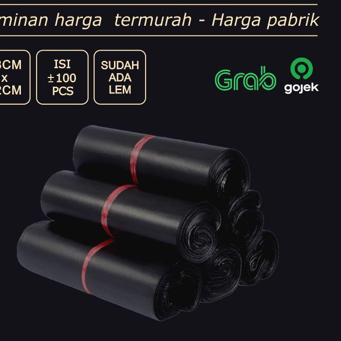 

Stok lagi⭐ @CODE-352s POLYMAILER ±100PCS 28x42CM HITAM PREMIUM GLOSSY LEM PUTIH PLASTIK POLYMAILER G