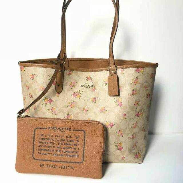 Tas Tote Wanita Coach Original Daisy Bundle Print Reversible City Tote #F31776 (Light Khaki) Ready